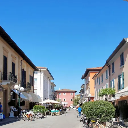 Сasa de vacaciones Rosanna By Interhome Forte dei Marmi