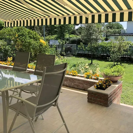 Сasa de vacaciones Rosanna By Interhome Forte dei Marmi
